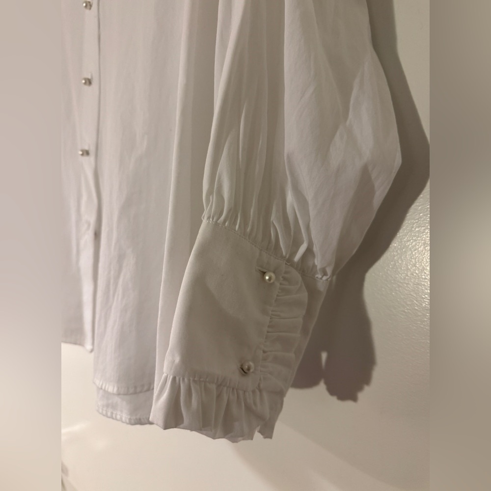 Zara White Shirt with Pearl Embellishments - Picture 3 of 4